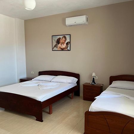 Tomi Apartments ซารานเดอ ภายนอก รูปภาพ